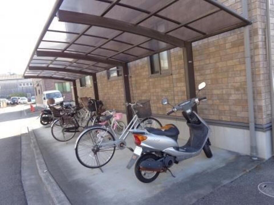 駐輪場