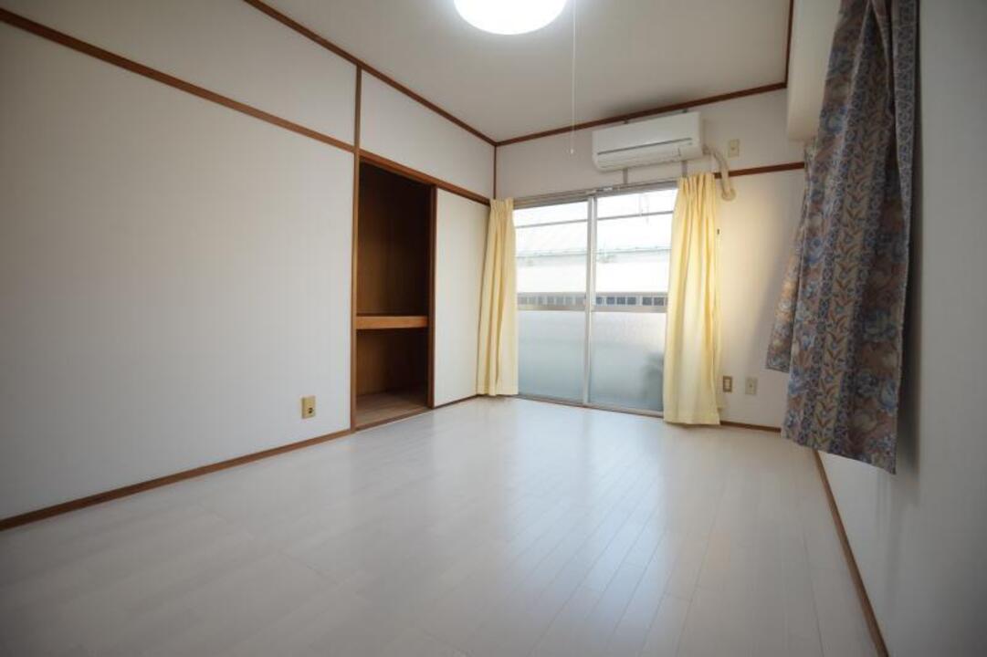 洋室