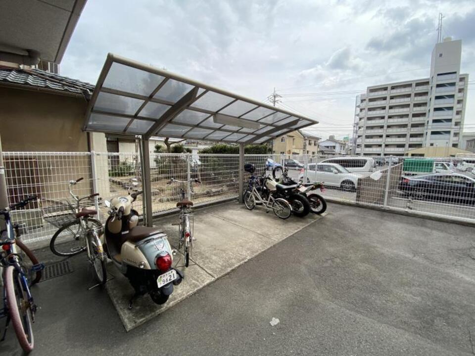 駐輪場