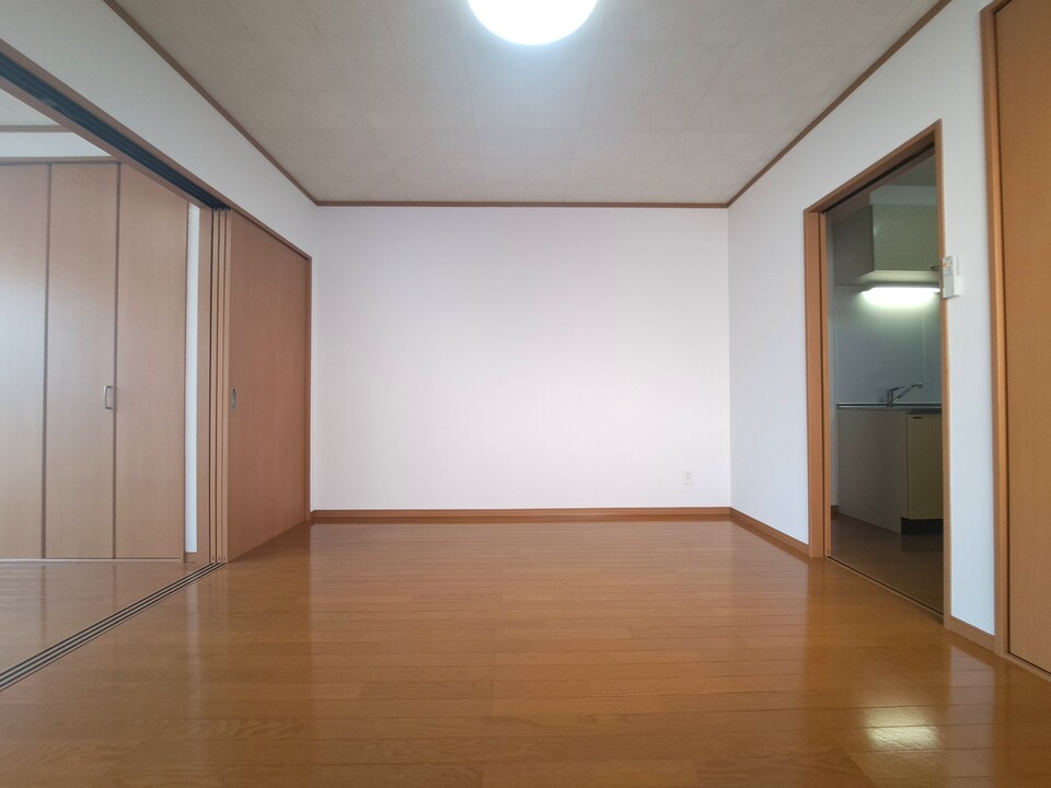 洋室8帖