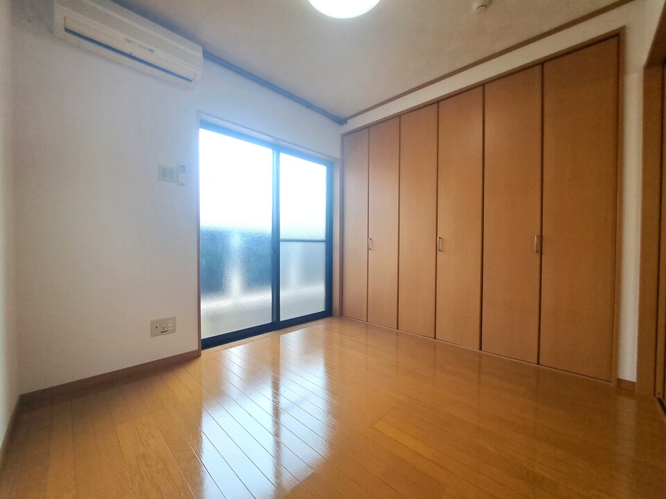 洋室4.7帖