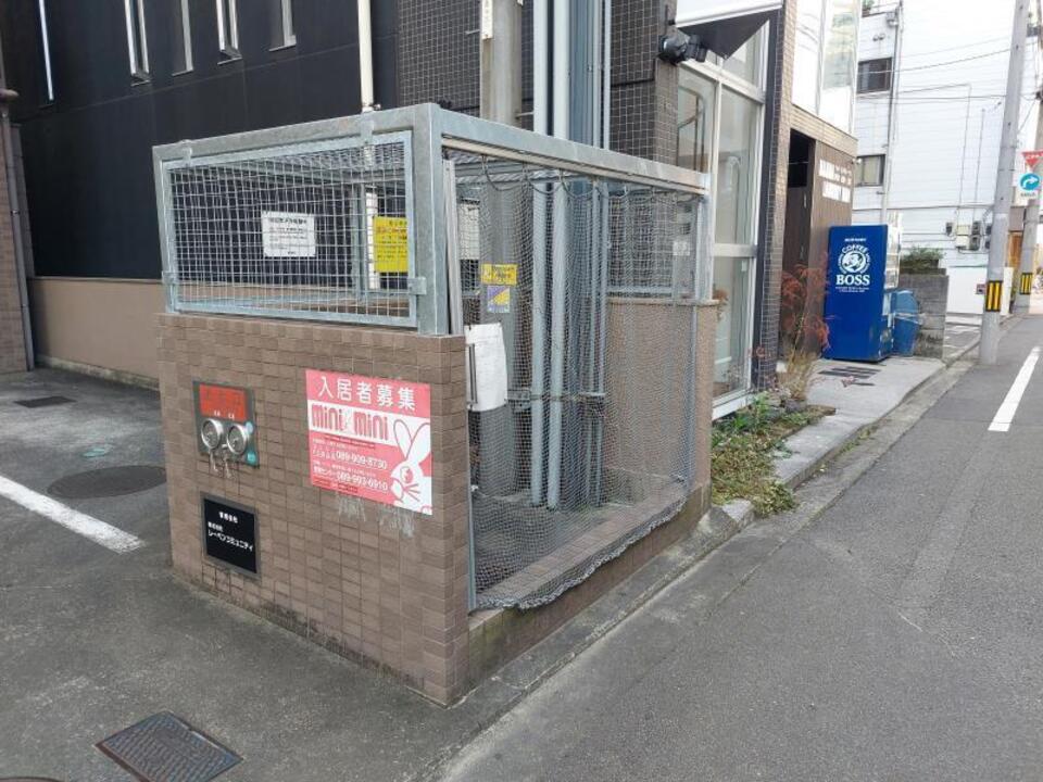 ゴミステーション