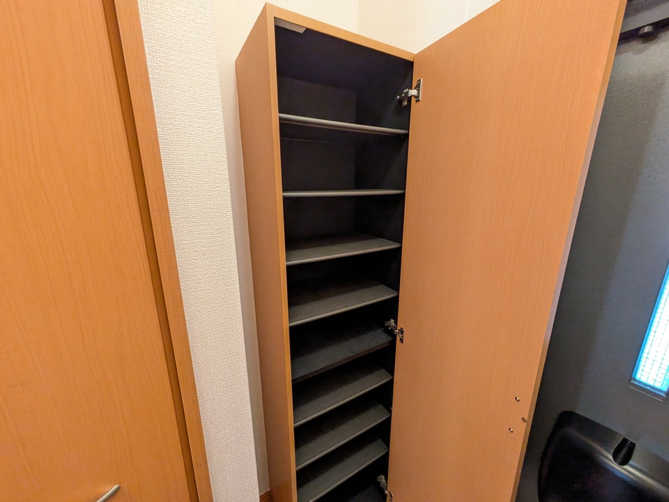 シューズボックス