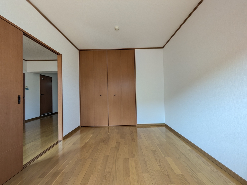 洋室5.6帖