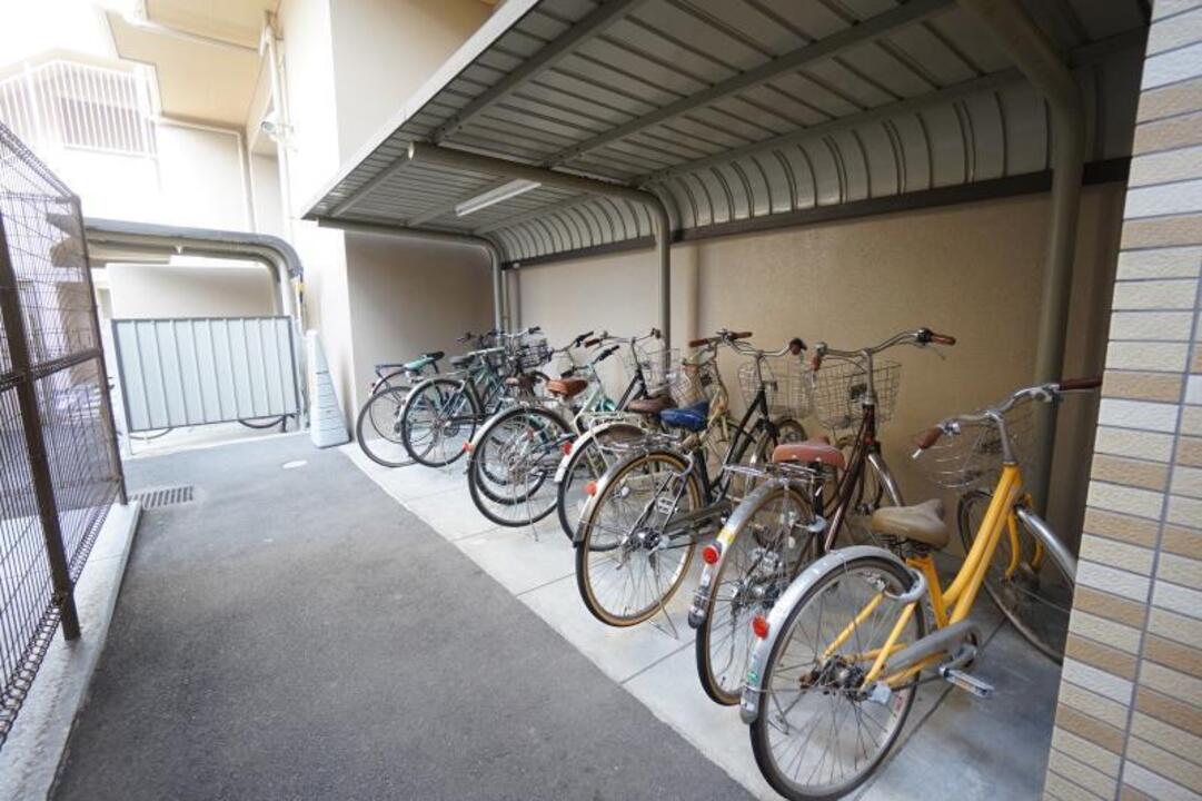 駐輪場