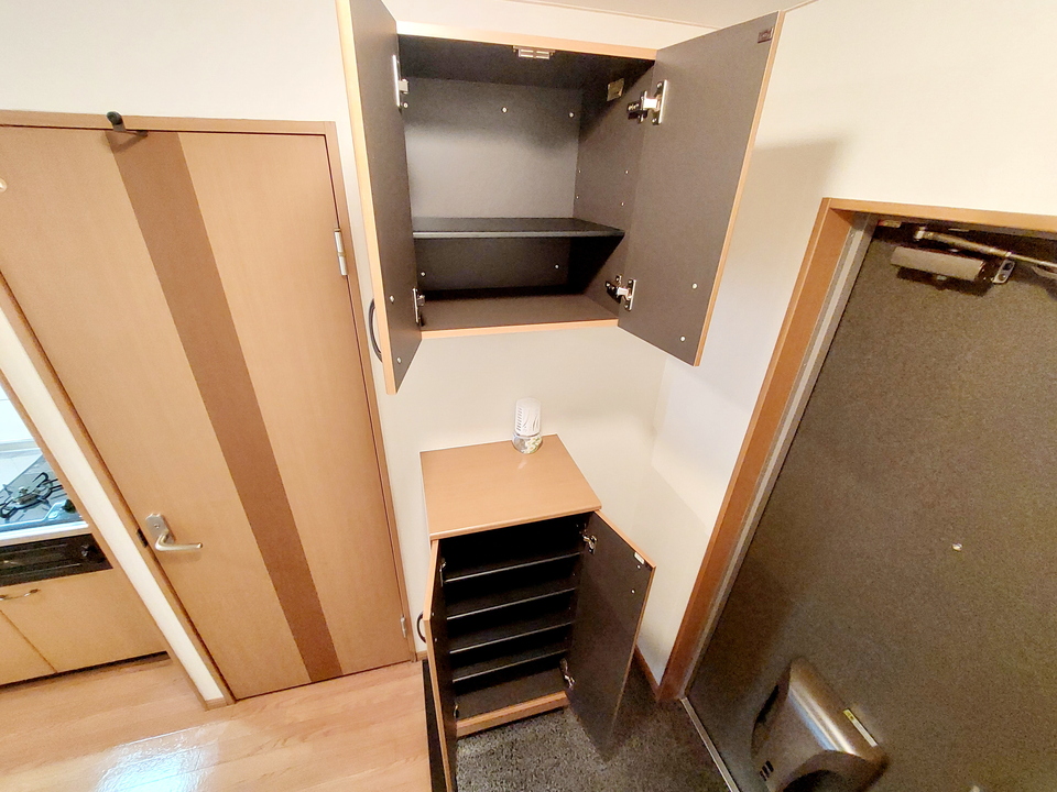 シューズボックス