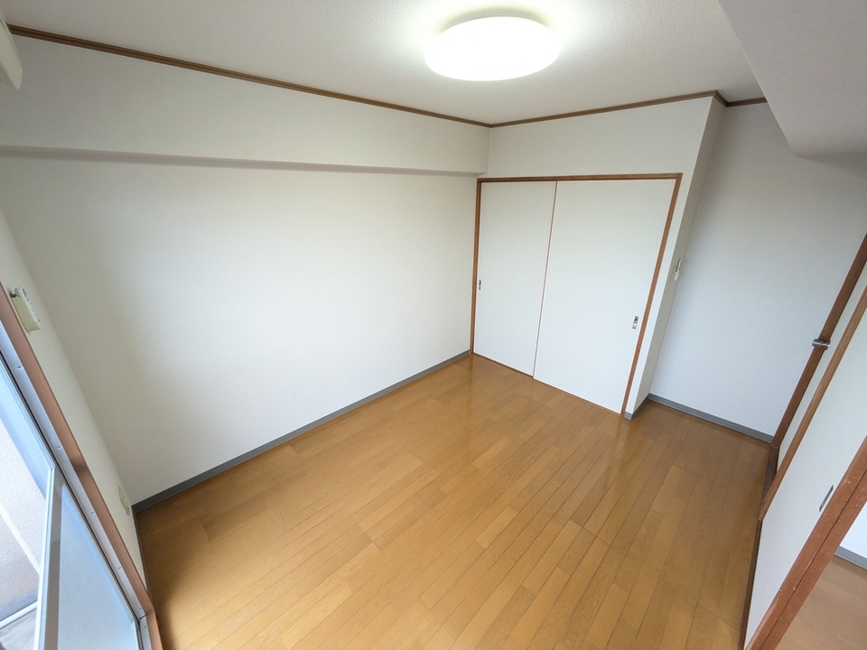洋室(5.5畳)