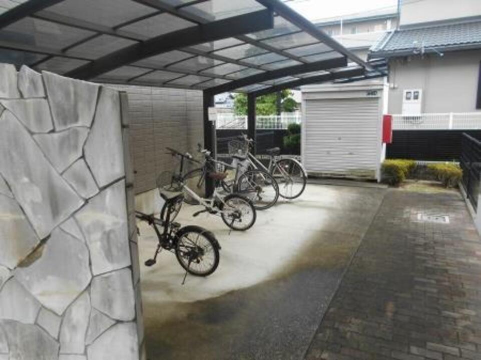 駐輪場