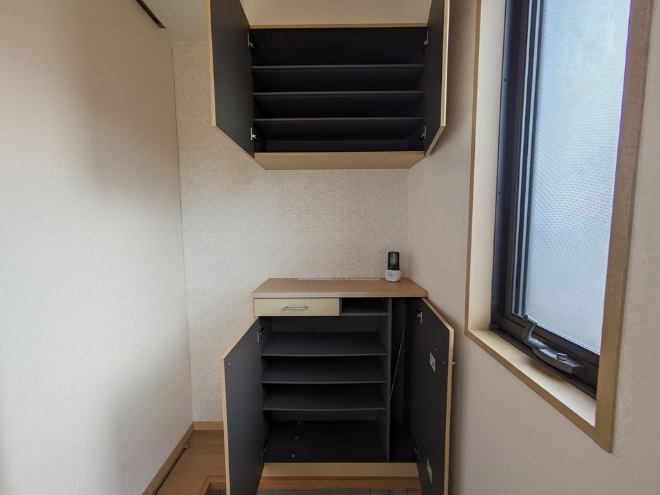 シューズボックス