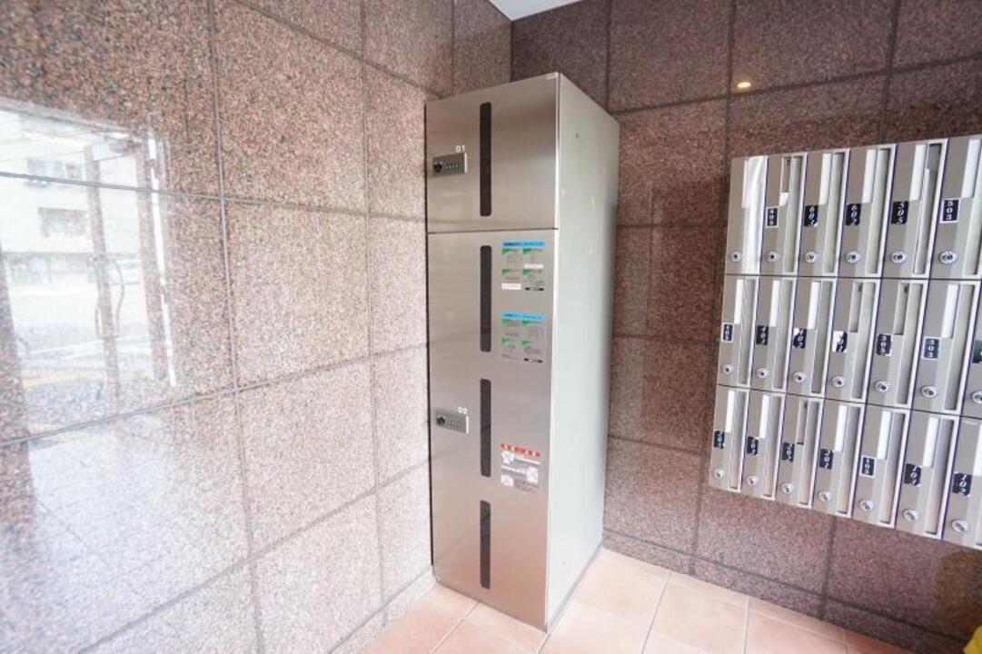 宅配ボックス