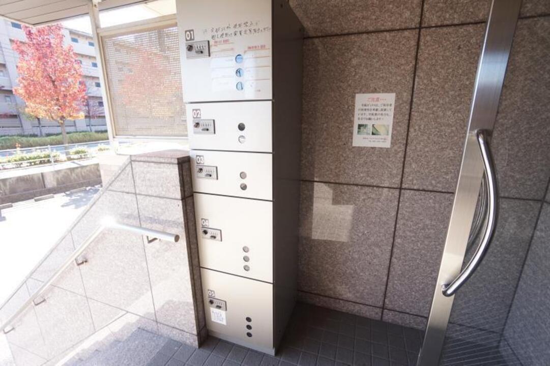 宅配ボックス