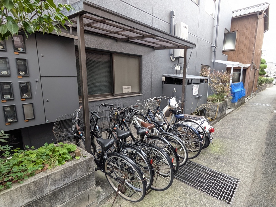 駐輪場