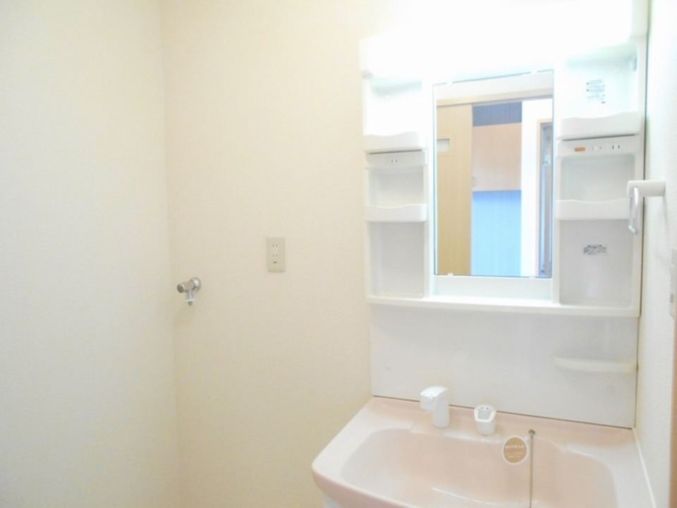 シャワー付洗面化粧台