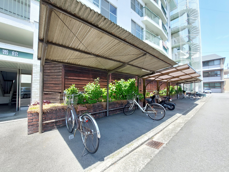 駐輪場