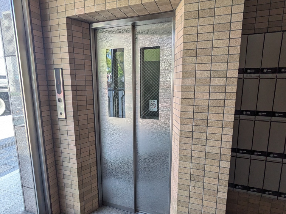 エレベーター