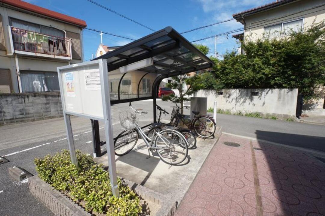 駐輪場