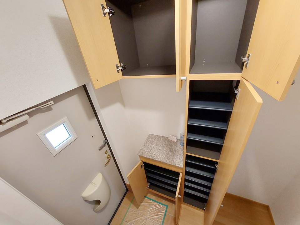 シューズボックス