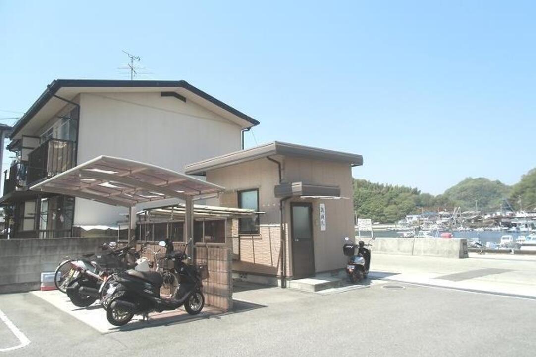 駐輪場