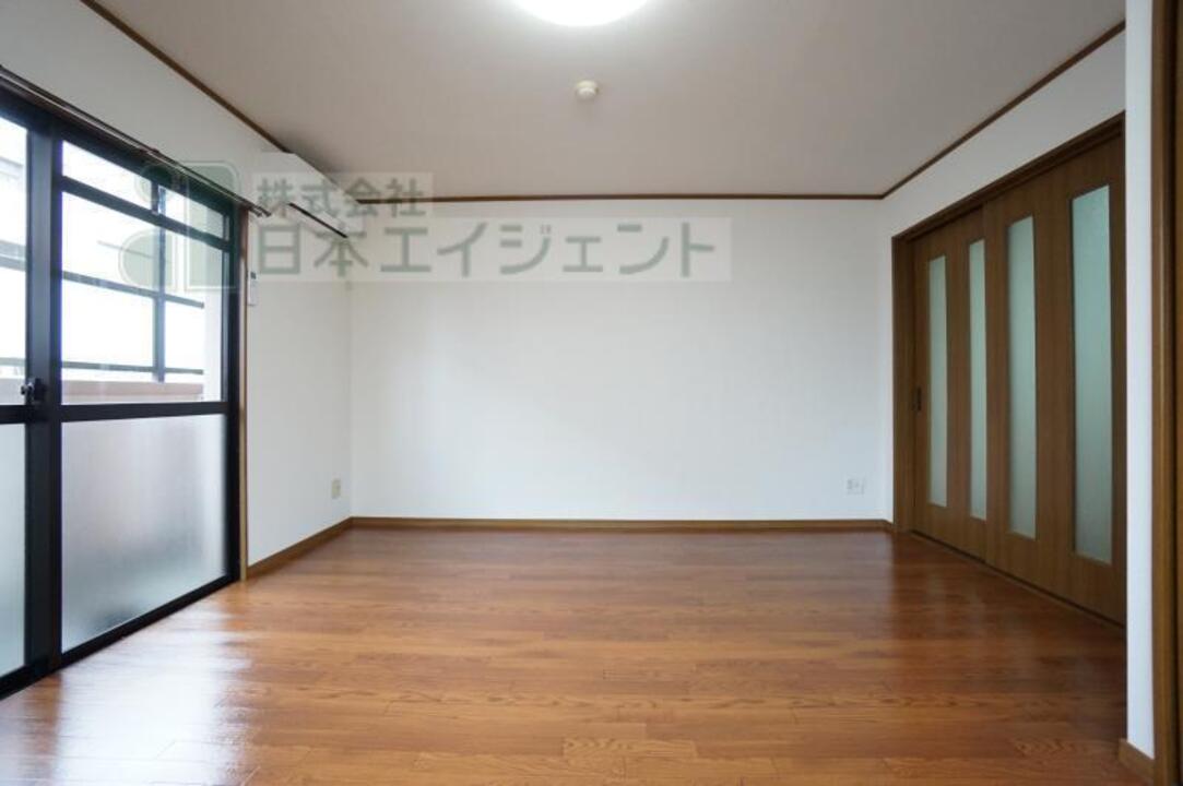 洋室