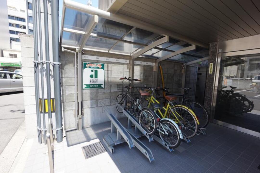駐輪場