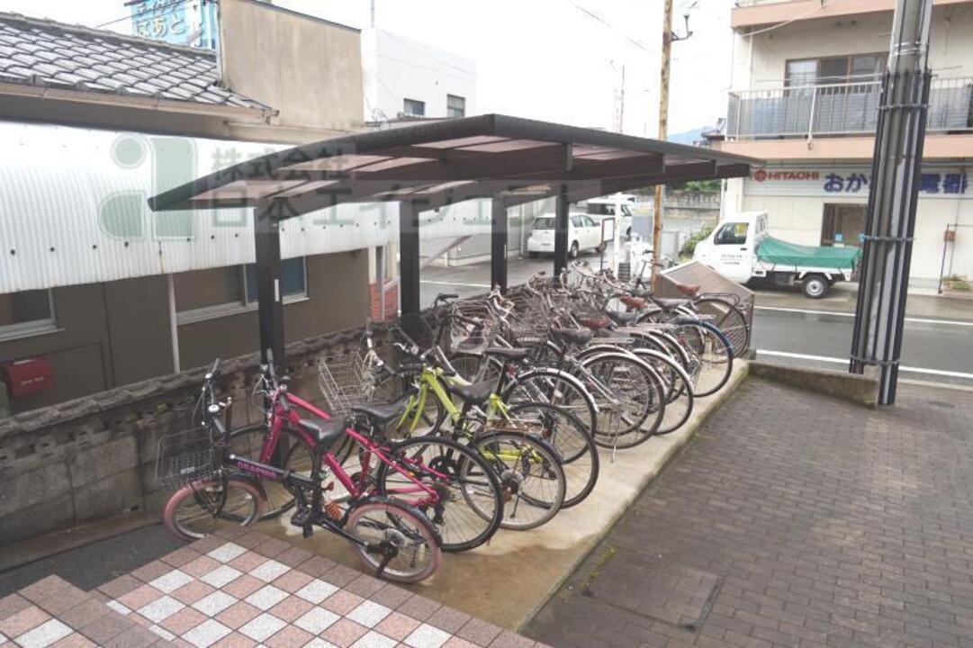 駐輪場