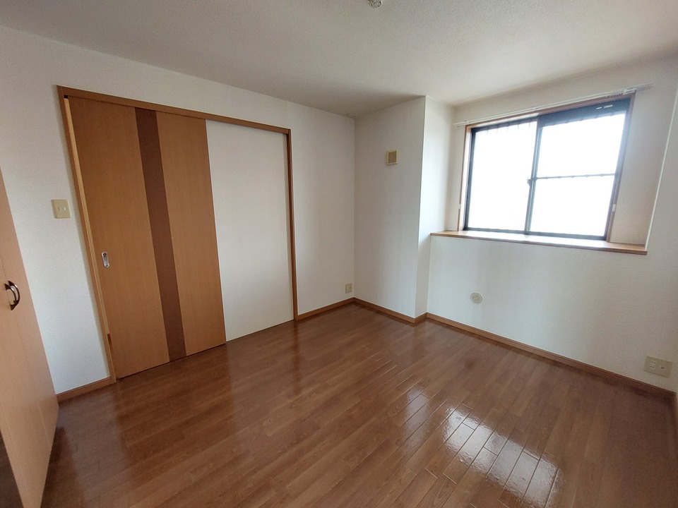 洋室5.7帖