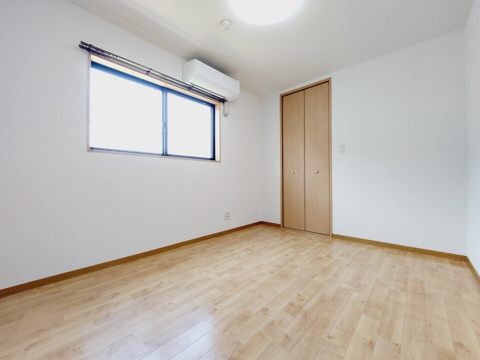 洋室5.7帖