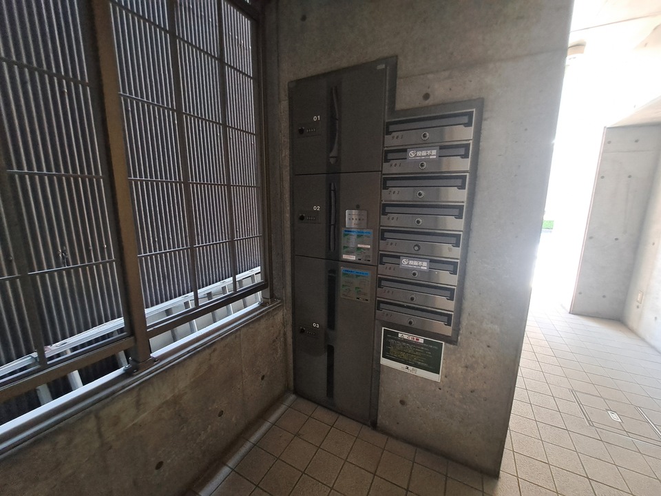 宅配ボックス