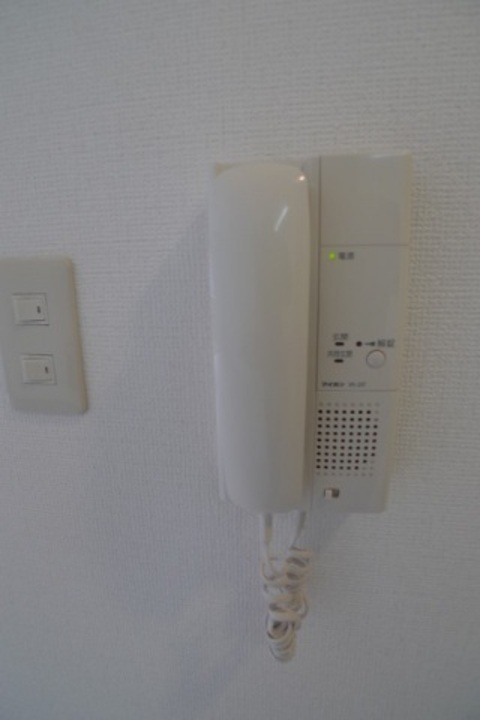 インターホン