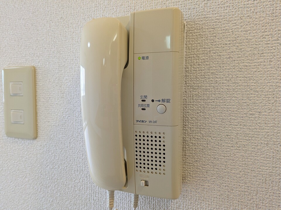 インターホン