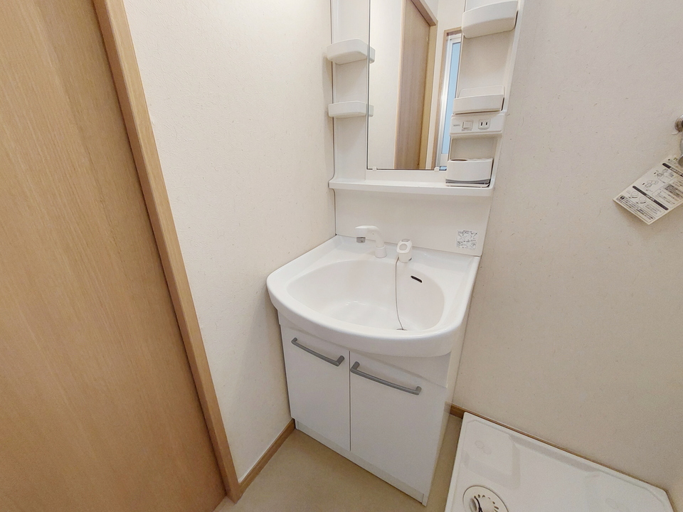 シャワー付洗面化粧台