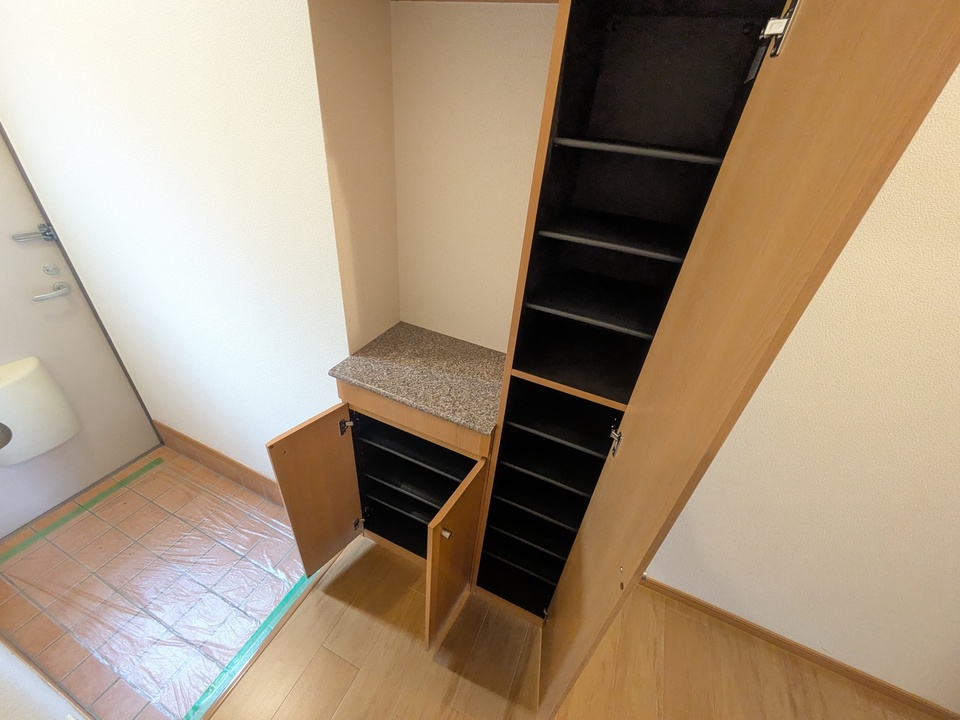 シューズボックス