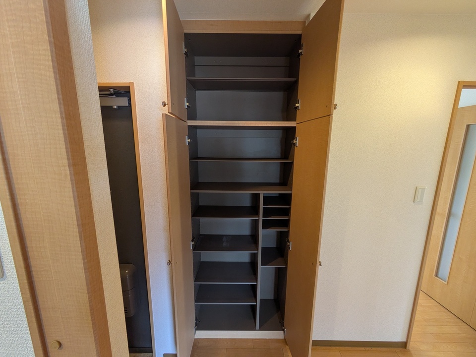 シューズボックス