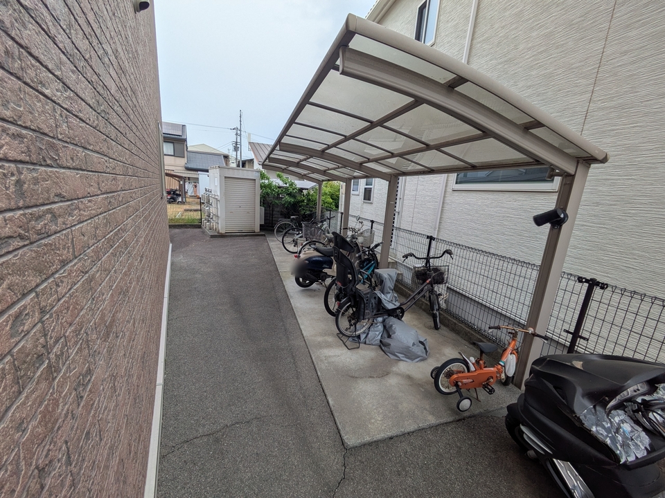 駐輪場