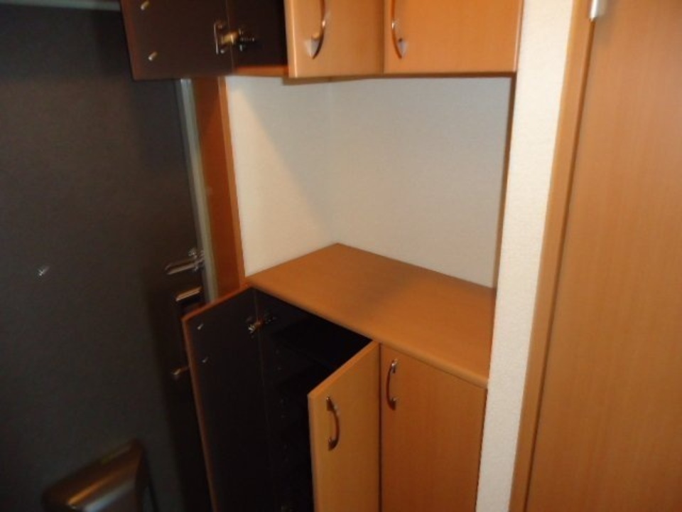 シューズボックス