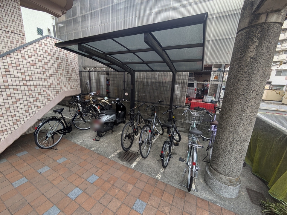 駐輪場