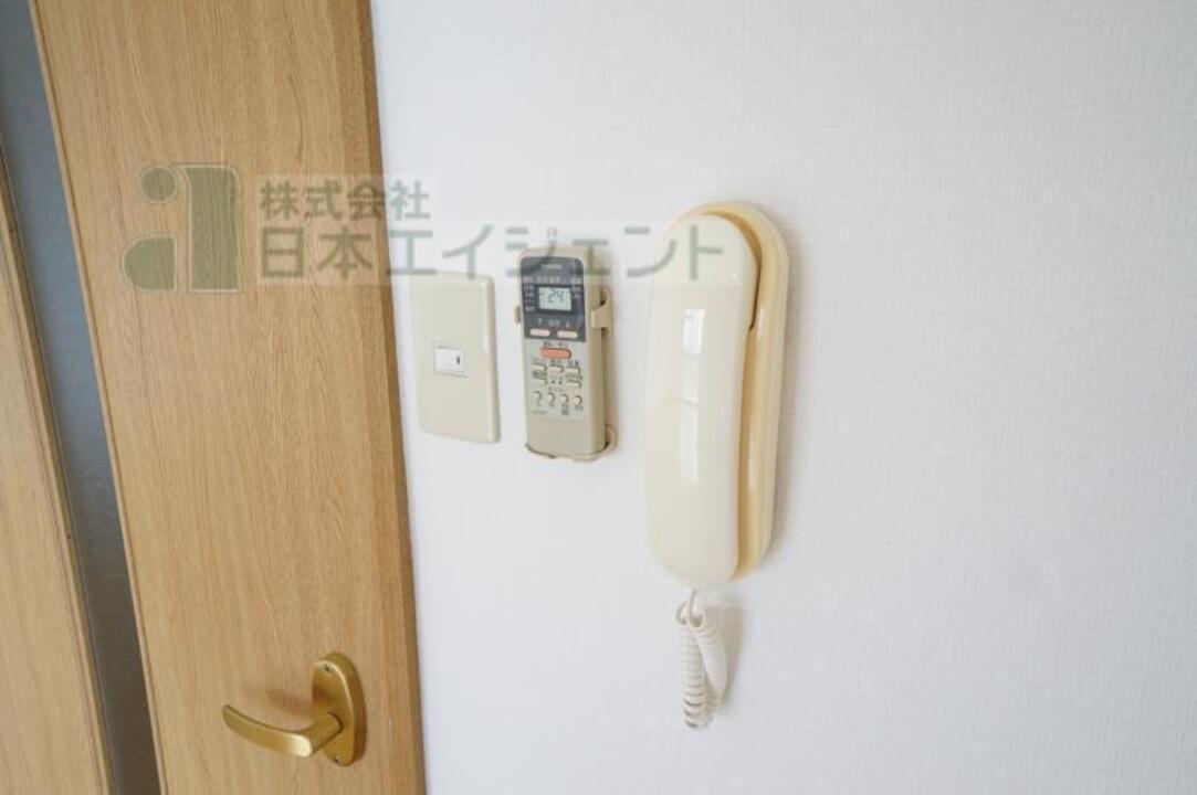 インターホン