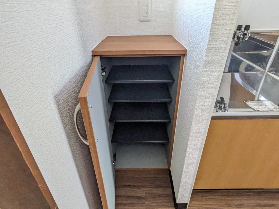 シューズボックス