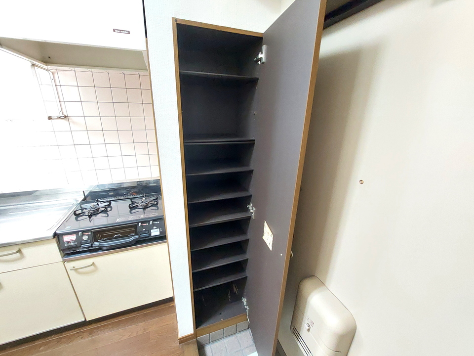 シューズボックス