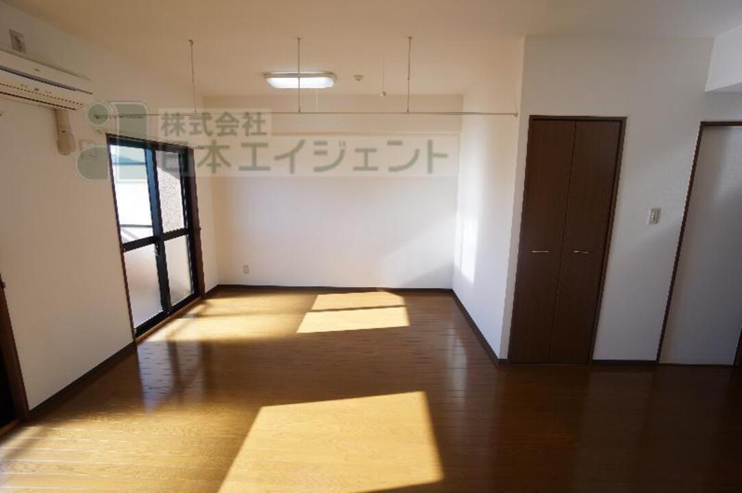 ダイニング