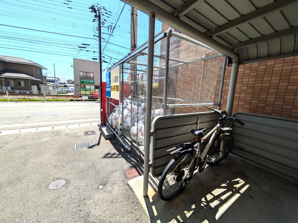 ゴミステーション