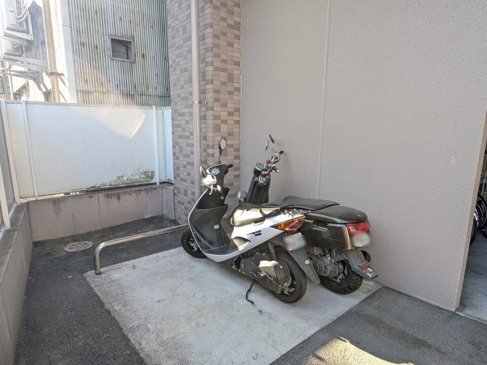 バイク置場