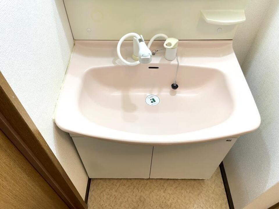 シャワー付洗面化粧台