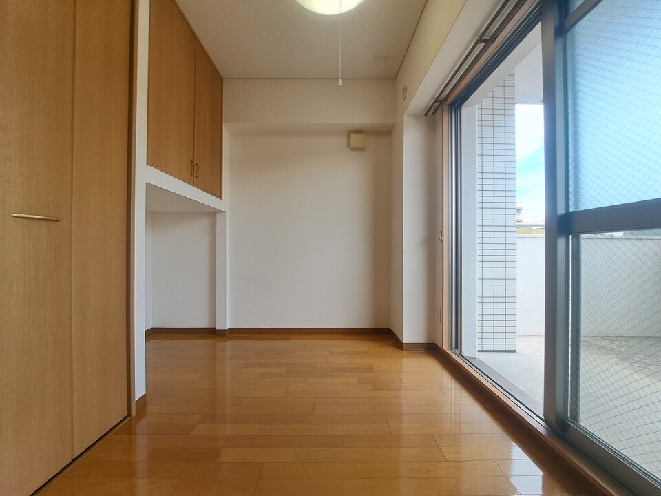 洋室3.8帖