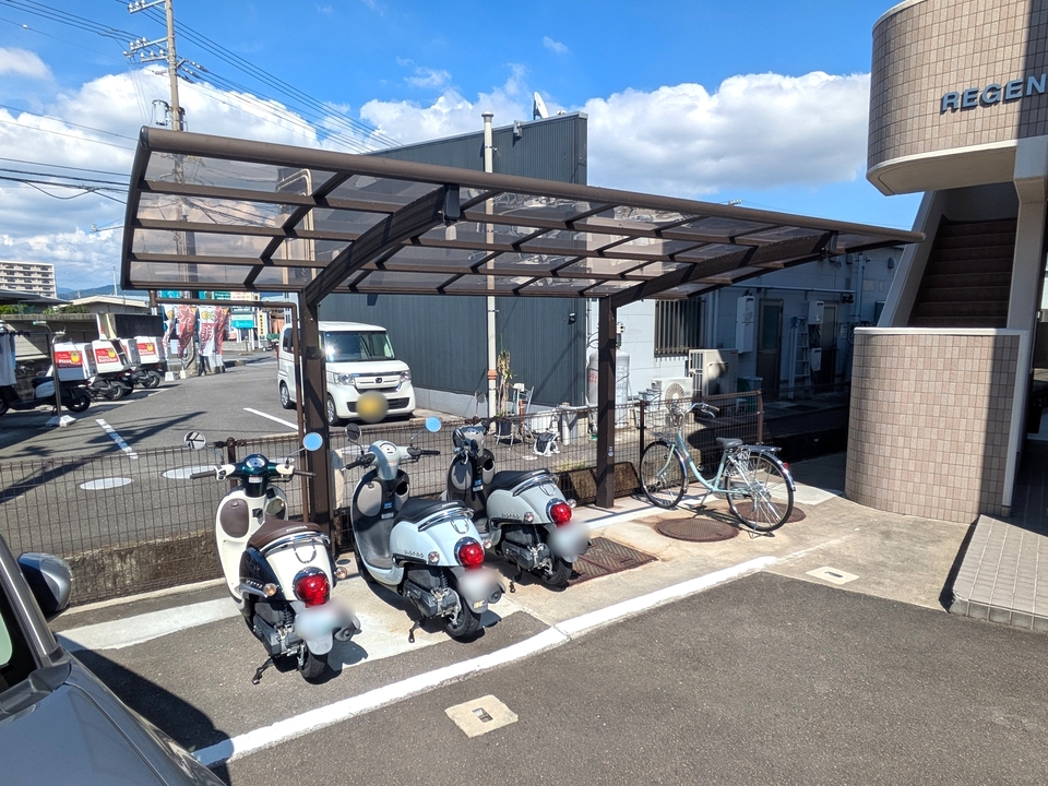 駐輪場