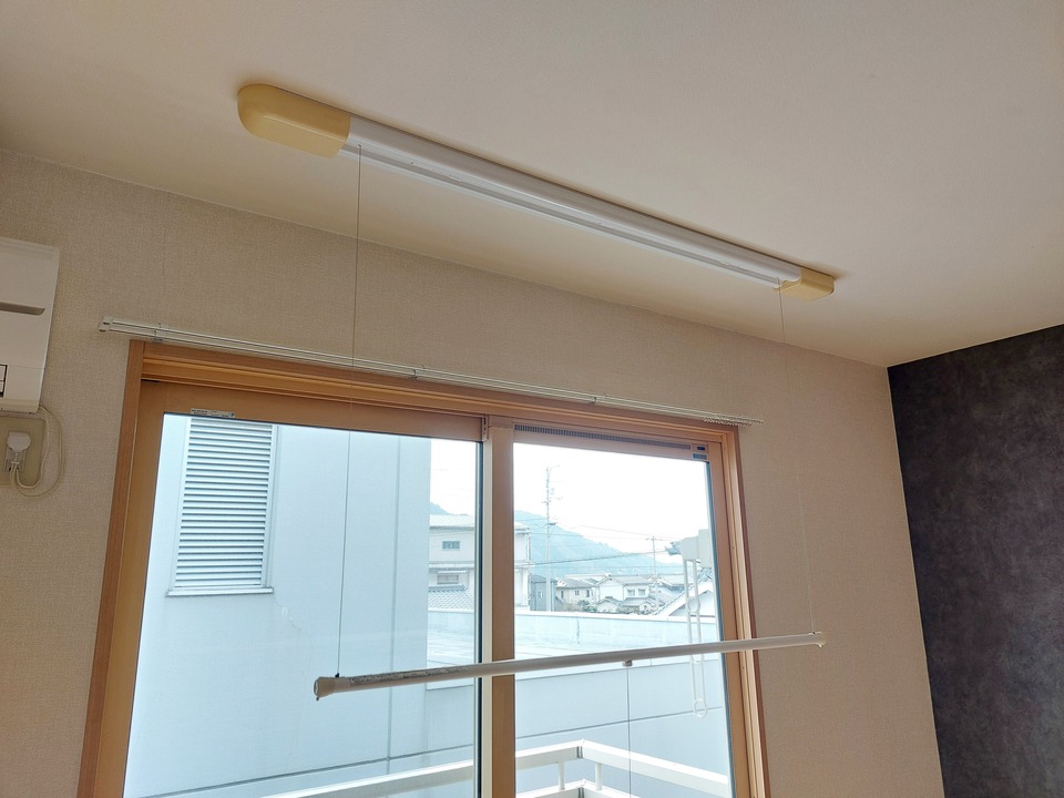 室内物干しユニット