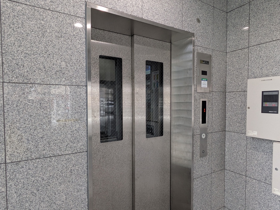 エレベーター