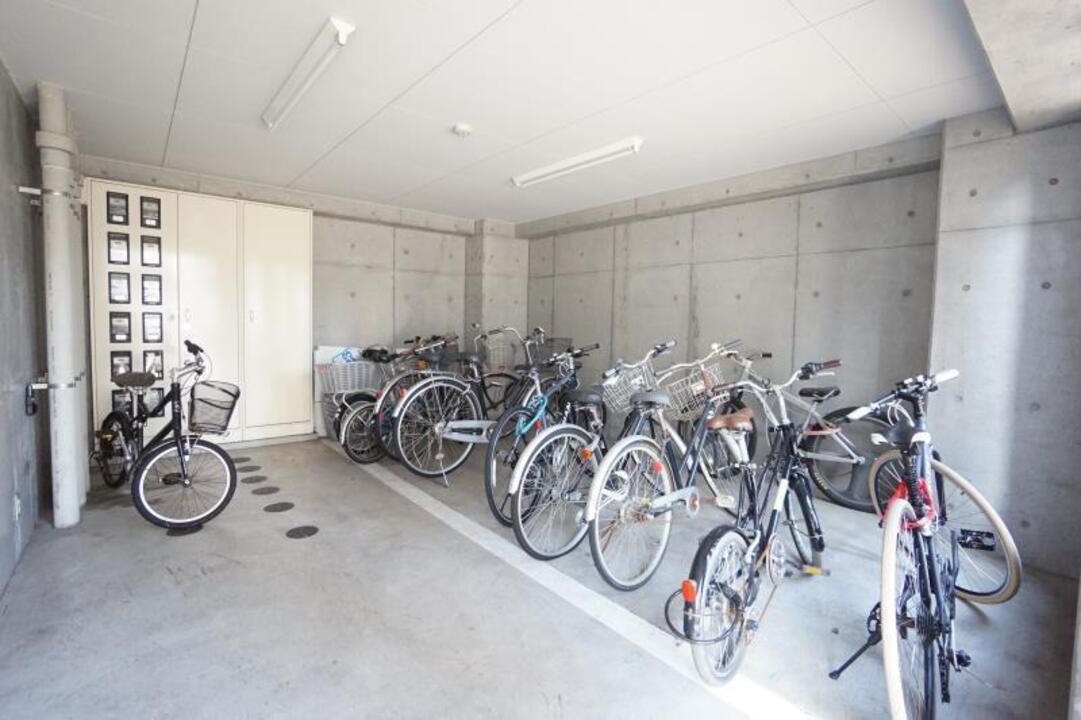 駐輪場