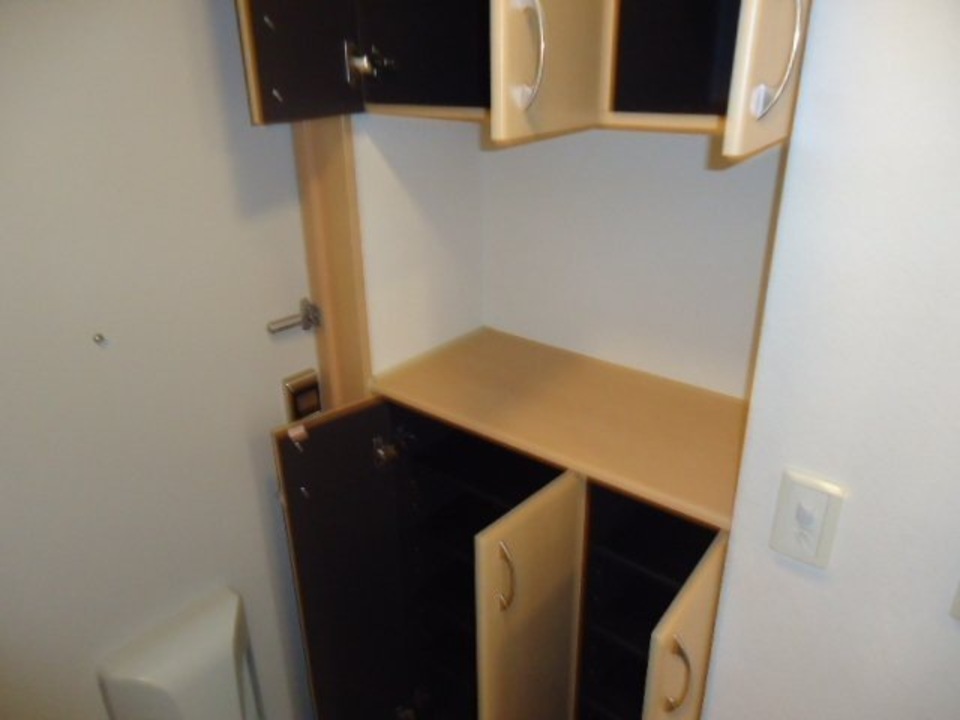 シューズボックス