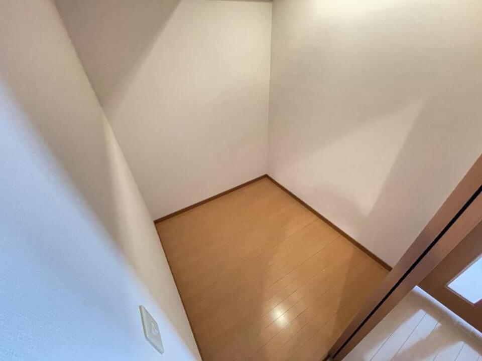 サービスルーム